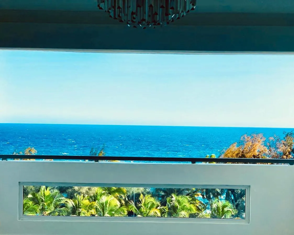 Beachfront Luxury Condo Ξενοδοχείο με διαμερίσματα Σάντο Ντομίγκο
